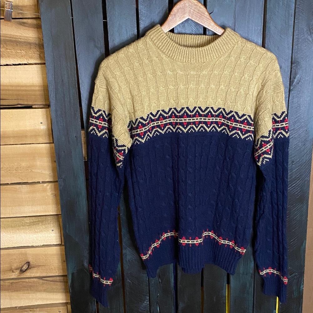 Vintage JCPenney Fair Isle crewneck ski Sweater small (tagged medium) Taiwan